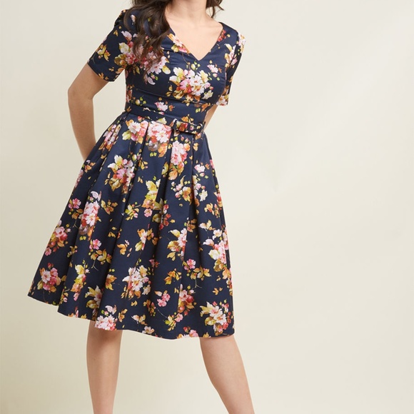 Modcloth Dresses & Skirts - Fit and Flare Dress
